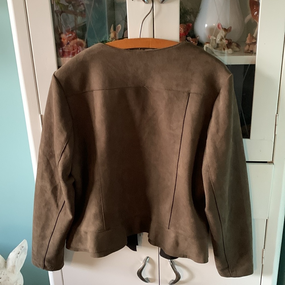 Westport sz XL moto jacket zip front suede feel euc ruffle - Picture 6 of 6